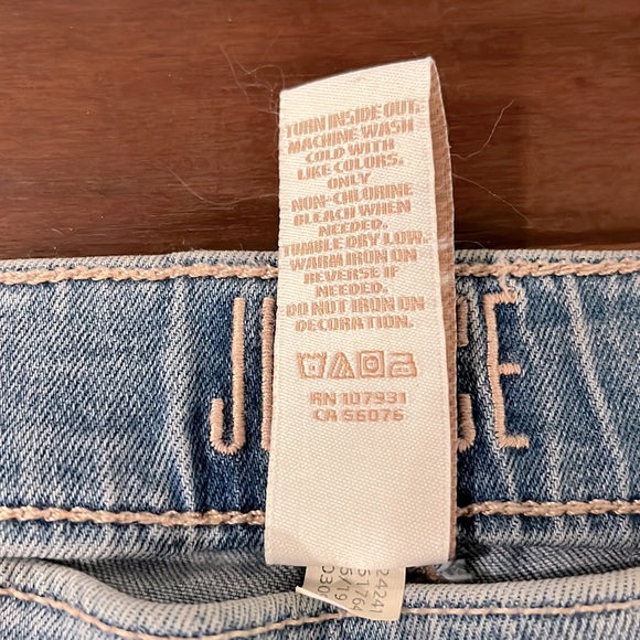 Embroidered Girls Mid Rise Jean - Picture 11 of 11